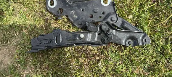 BMW X3 G01 Engine bonnet/hood hinges 7397499