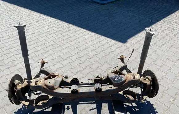 Ford Kuga II Rear axle beam 