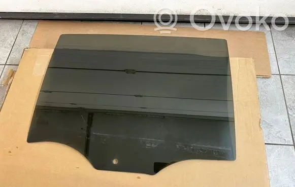 Volkswagen Amarok II Rear door window glass N1WBE25712DA