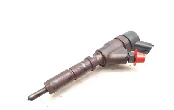 Fuel injector