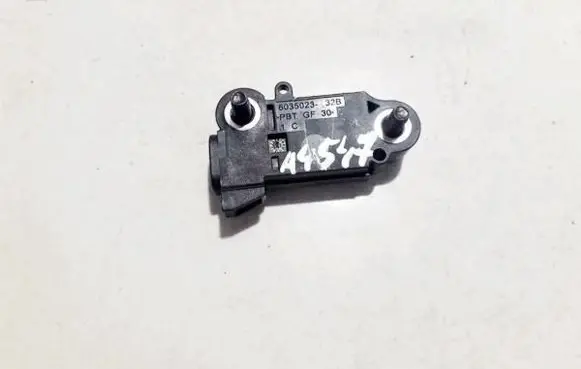 Chevrolet Captiva Airbag deployment crash/impact sensor 96631484 06102007