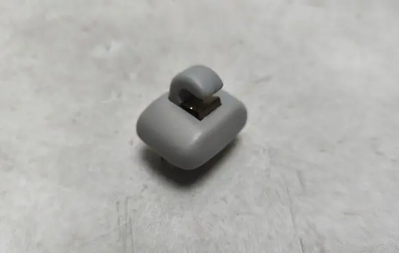 Sun visor clip/hook/bracket