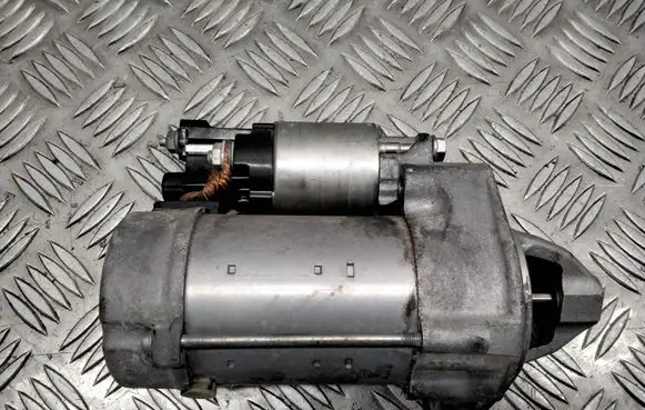Mercedes-Benz E W212 Starter motor 4280805511 DSN967