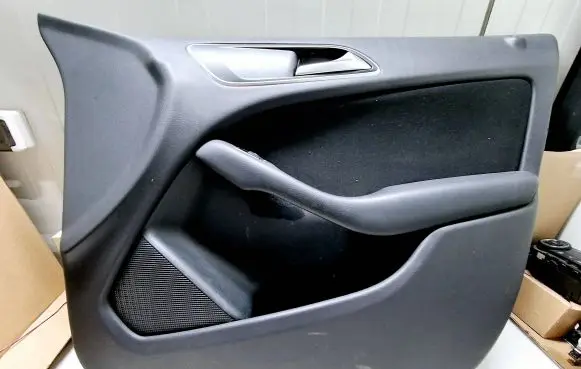 Mercedes-Benz B W246 W242 Front door card panel trim