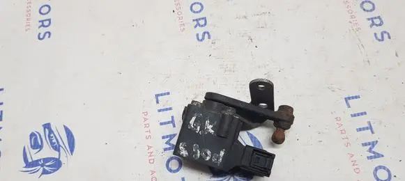 BMW 5 E39 Front height sensor lever 1093698