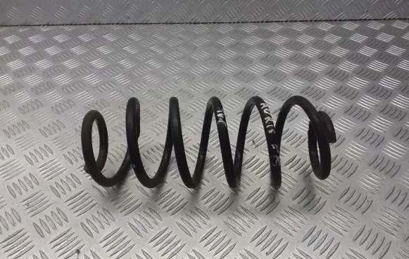 Toyota Auris 150 Rear coil spring