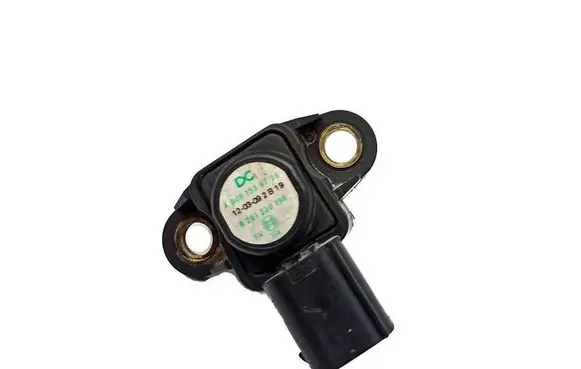Mercedes-Benz C W204 Air pressure sensor A0061539728 0251230190