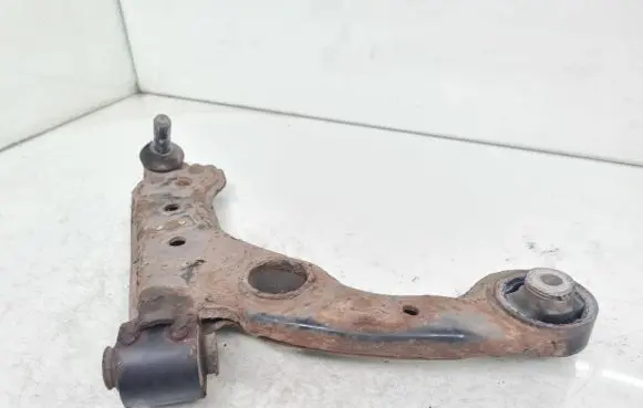 Alfa Romeo Giulietta Front lower control arm/wishbone