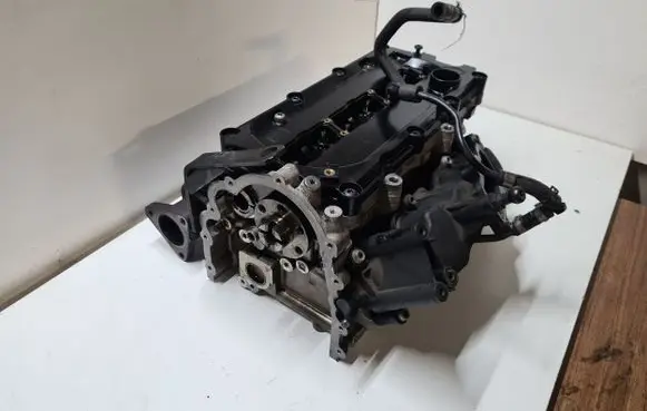 Audi A6 S6 C6 4F Engine head 0593AG