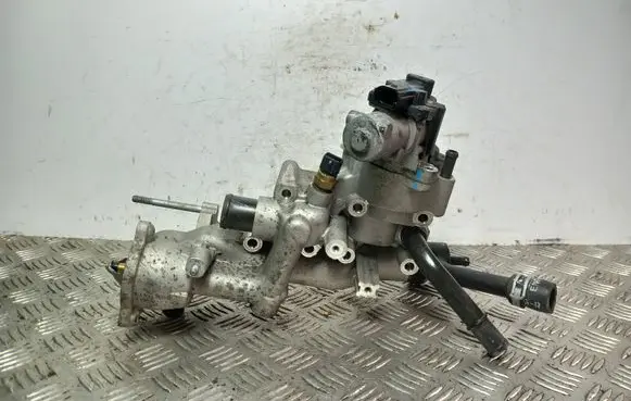KIA Sorento EGR valve 284102F600