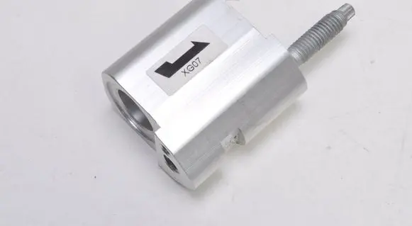 Mercedes-Benz EQB Air conditioning (A/C) expansion valve 