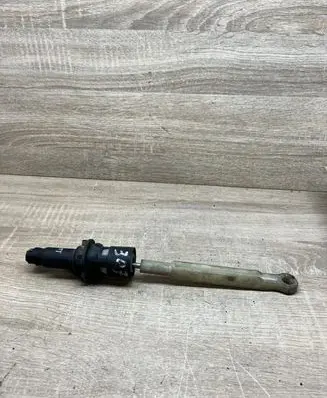 Peugeot 308 Clutch master cylinder 9681666480