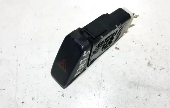 Mazda Premacy Hazard light switch 03190610 b25d664h0