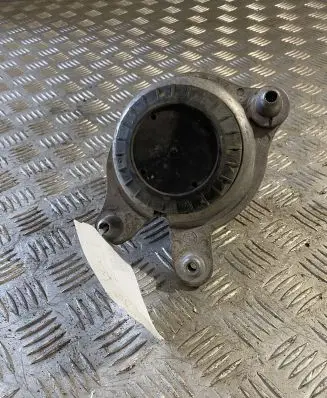 Mercedes-Benz E W213 Engine mount bracket A2132400600