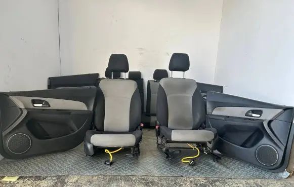 Chevrolet Cruze Seat and door cards trim set 