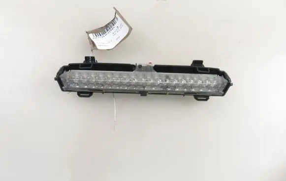 Volkswagen Jetta VI Third/center stoplight 6RU945087B