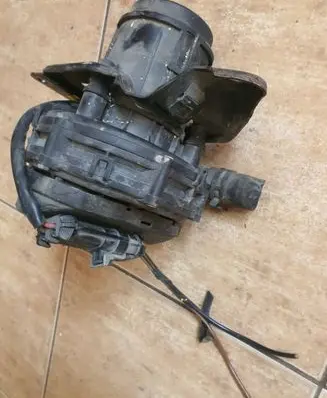 Opel Vectra B Secondary air pump 90530018 98T042 72186023