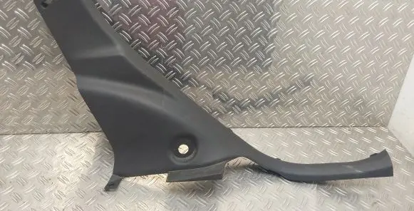 Toyota Aygo AB40 (C) pillar trim 625520H020