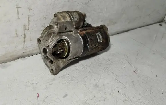 Citroen Berlingo Starter motor D8R27 252031