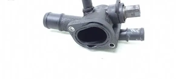 Audi A3 S3 A3 Sportback 8P Engine coolant pipe/hose 038121132D