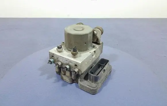 Porsche Cayman 981 ABS Pump 982614095A