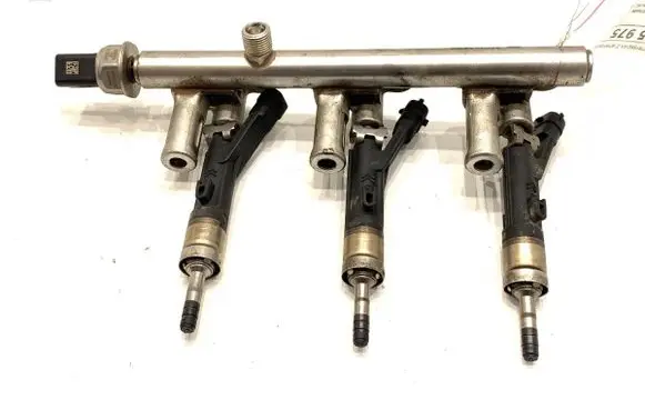 Citroen C3 Fuel main line pipe 9810335380