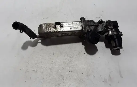 Volkswagen Caddy EGR valve 280751016