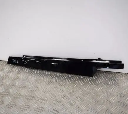 BMW X5 F15 Front door glass trim molding 7289614