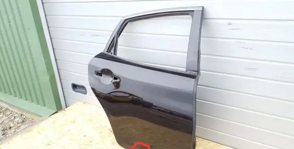 Infiniti Q70 Y51 Rear door