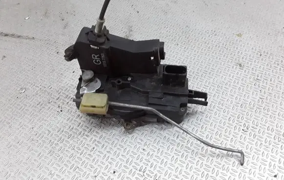 Opel Signum Front door lock 13157763