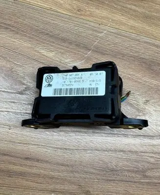 Volkswagen Golf V ESP acceleration yaw rate sensor 7H0907655A DC77K0537V 10170103663