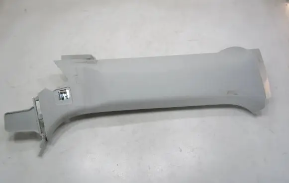 Volkswagen Golf VII (C) pillar trim 5G9867287A M7417