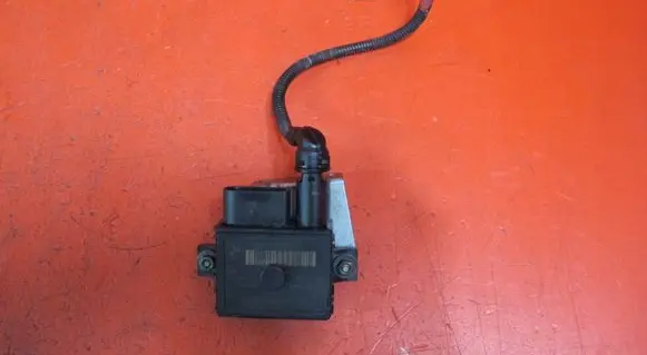 BMW X1 E84 Glow plug pre-heat relay 8591723