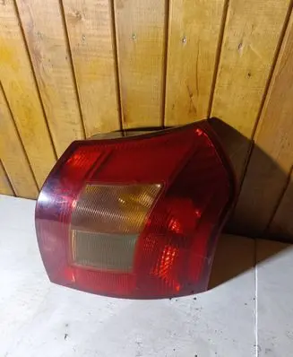 Toyota Corolla E120 E130 Rear/tail lights 271221