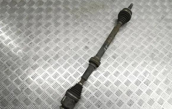 Lexus CT 200H Front driveshaft