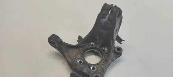 Volkswagen PASSAT B6 Front wheel hub