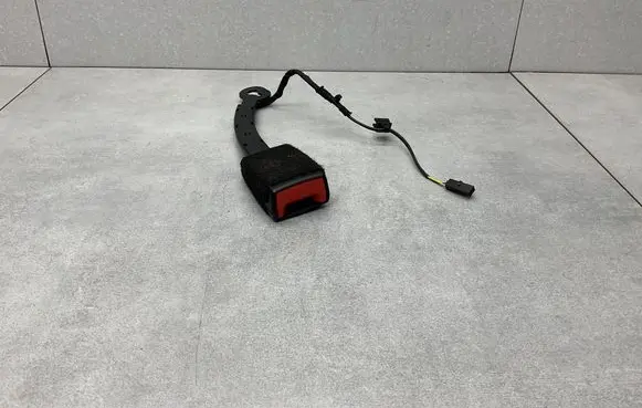Audi A3 S3 8V Front seatbelt buckle 8V0857755G