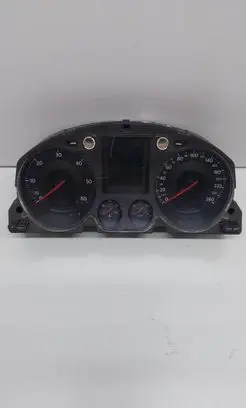 Volkswagen PASSAT B6 Speedometer (instrument cluster) A2C53194181