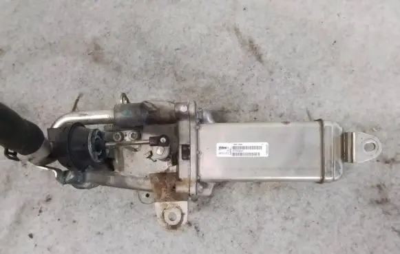Renault Master III EGR valve cooler 147355889R MM11888