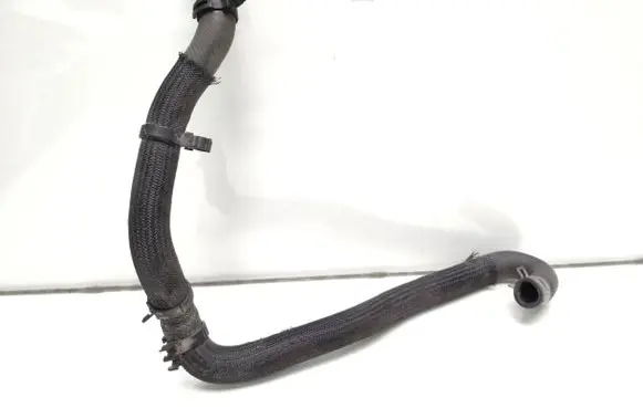 Suzuki Grand Vitara II Engine coolant pipe/hose