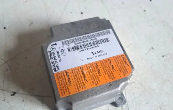 Mercedes-Benz ML W163 Airbag control unit/module 1635422218