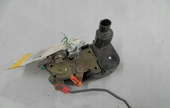Chrysler Grand Voyager III Front door lock 