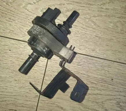Renault Scenic III - Grand scenic III Valve vacuum 2580119A