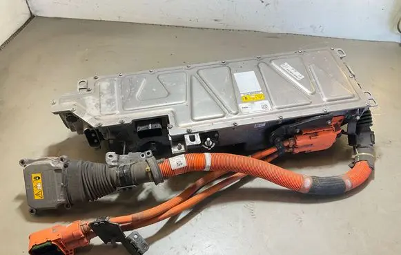 BMW X1 F48 F49 Voltage converter inverter 5A3E1F3 23145510 42024732