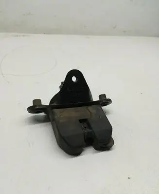 Skoda Octavia Mk2 (1Z) Tailgate/trunk/boot lock/catch/latch 1Z5827501C BN3CZ