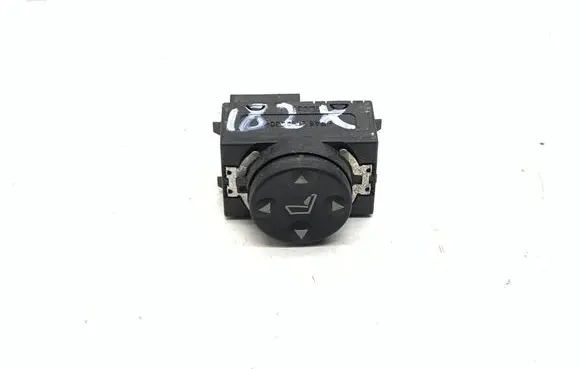 BMW X3 F25 Seat control switch 8352291