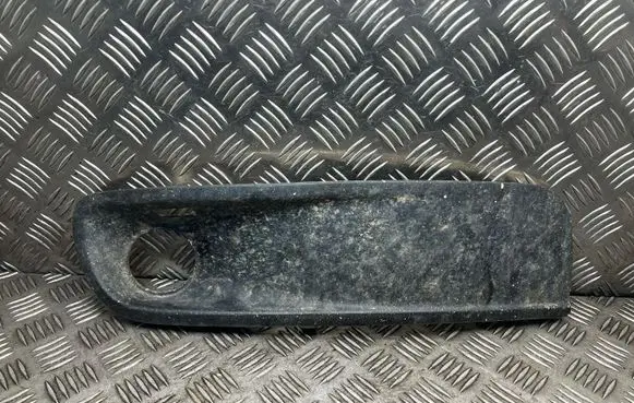 Volkswagen Transporter - Caravelle T5 Front bumper lower grill 7H5807490A