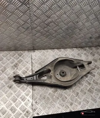 Volvo XC40 Coil spring/strut mount 