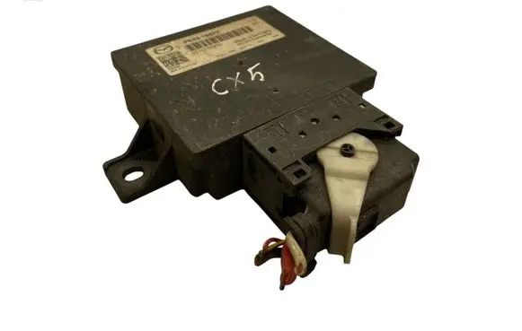 Mazda CX-5 Voltage converter/converter module PE0318572 0310169230 8ES01087100