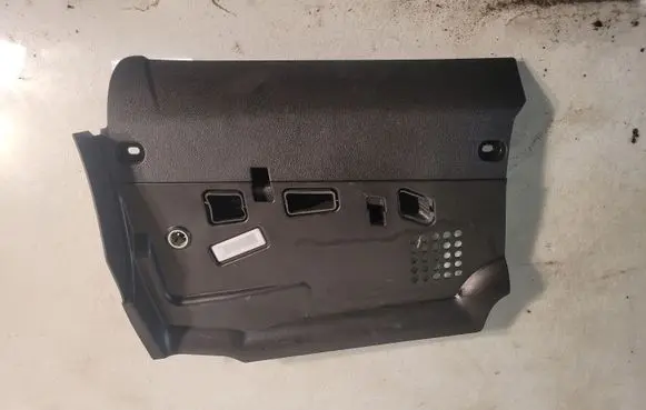 BMW 5 F10 F11 Dashboard lower bottom trim panel 9166701